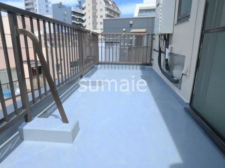 金城ビルの内装