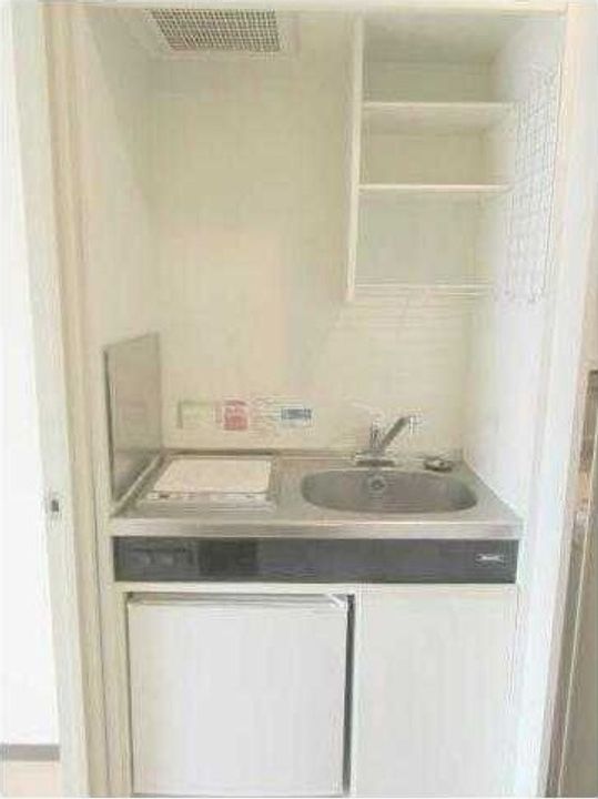 神奈川県海老名市東柏ケ谷2の賃貸マンションのキッチン