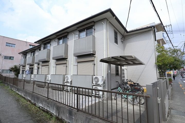 カンパーニュの外観