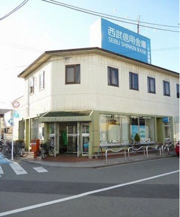 カンパーニュの周辺
