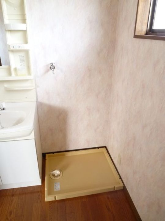 大和ビルの内装