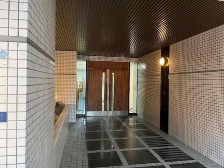 東京都新宿区住吉町(マンション)の賃貸物件の地図