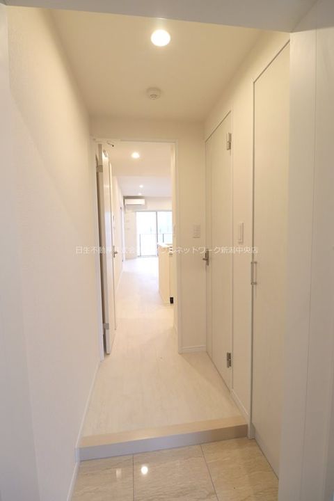 BUENA上所の玄関