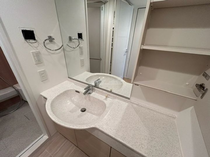 神奈川県横浜市中区日本大通(マンション)の賃貸物件の内装