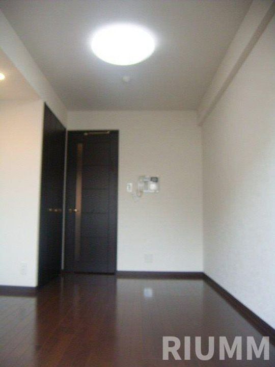 東京都大田区鵜の木3(マンション)の賃貸物件の居間