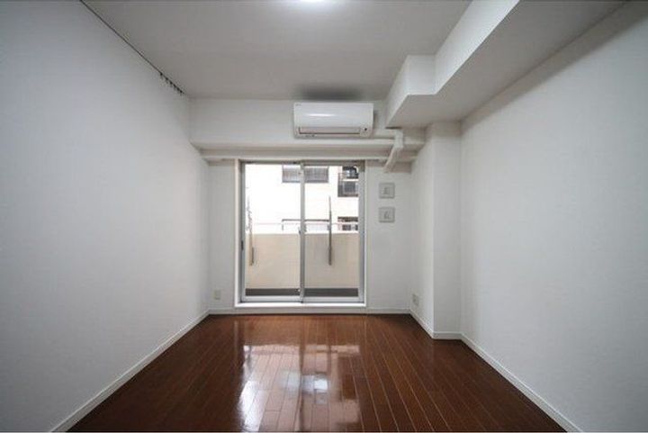 グランスイート銀座レスティモナークの居間