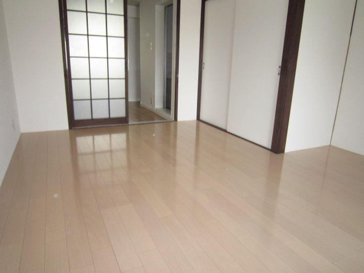 広島県広島市西区大芝1(マンション)の賃貸物件の居間