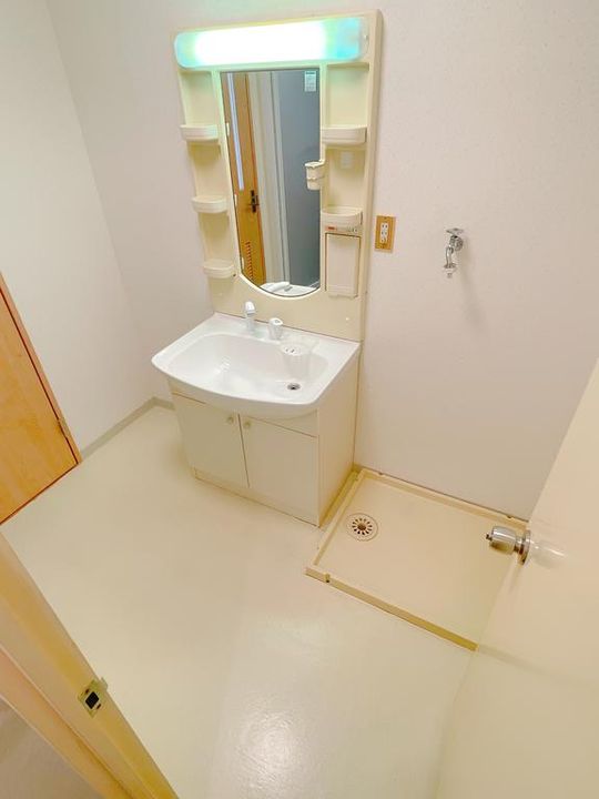 エルアルカザール小池の内装