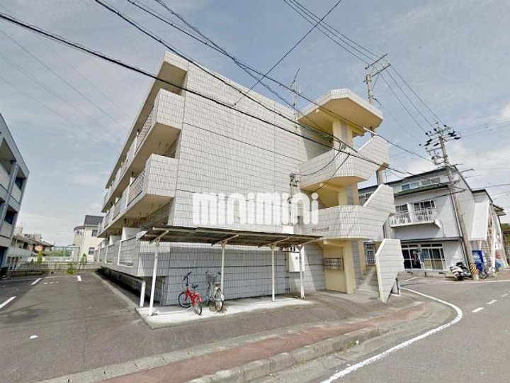 ラフォーレ大手の外観