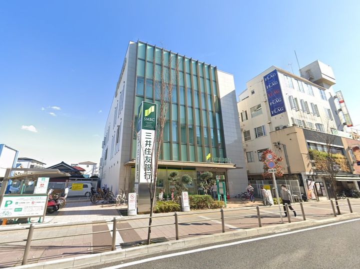 プリュクレールの周辺