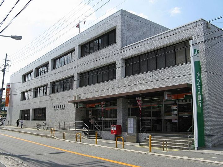 メゾンポレールの周辺