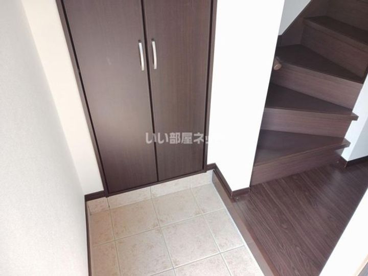 セシボンの玄関