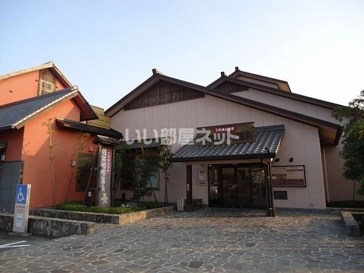 トレゾールブランの周辺