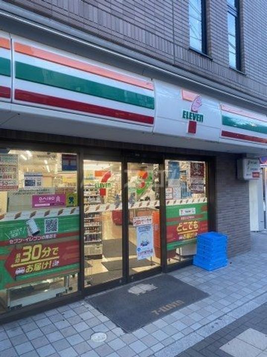 鈴木ビルの周辺