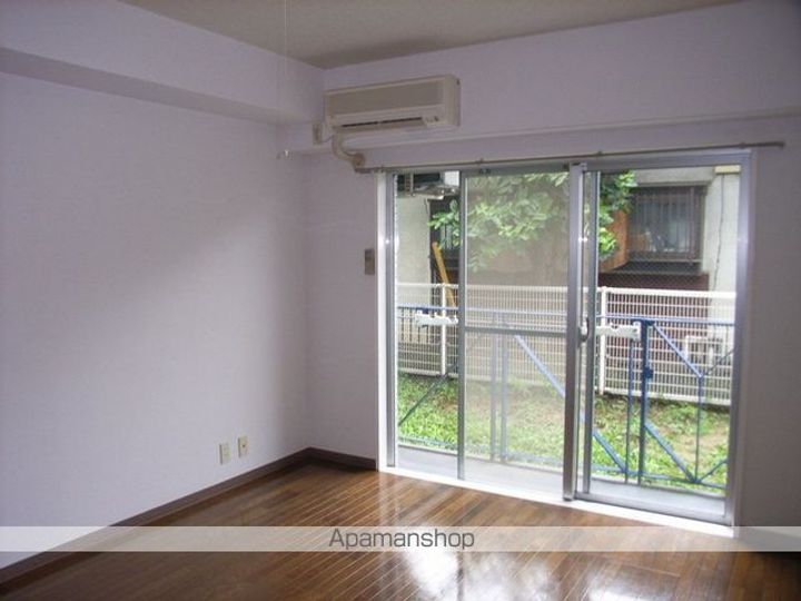 東京都府中市緑町1(マンション)の賃貸物件の居間