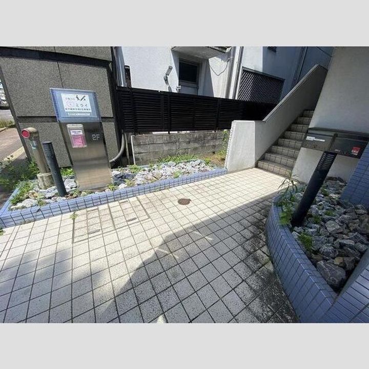 クレールたつたの地図