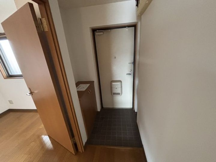 新潟県新潟市江南区亀田(マンション)の賃貸物件の玄関