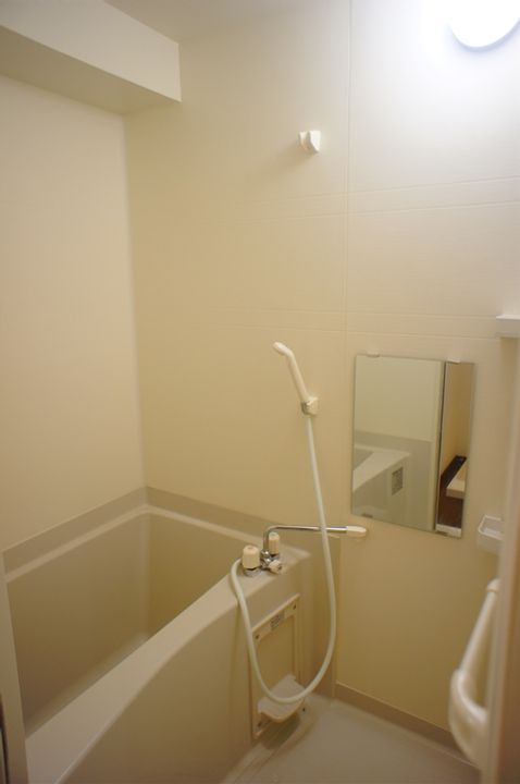 鹿児島県鹿児島市谷山中央2(マンション)の賃貸物件の風呂