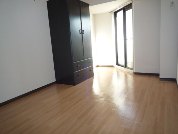 ベルシティ米ヶ袋リバースの居間