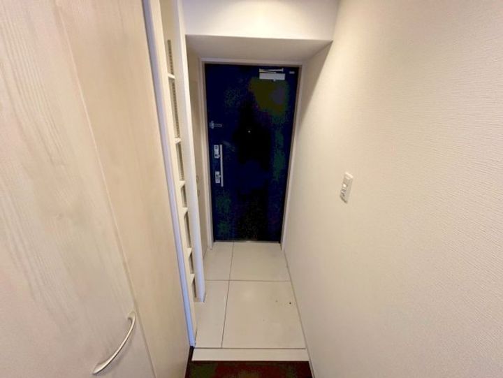 Pエンシンビルの玄関