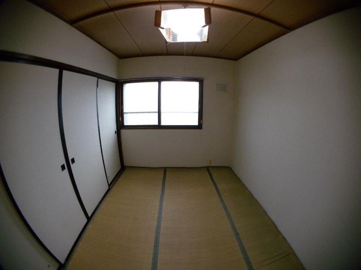 佐藤ハイツの居間