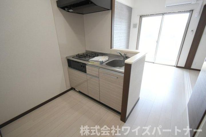 福岡県北九州市八幡西区陣山2(マンション)の賃貸物件のキッチン