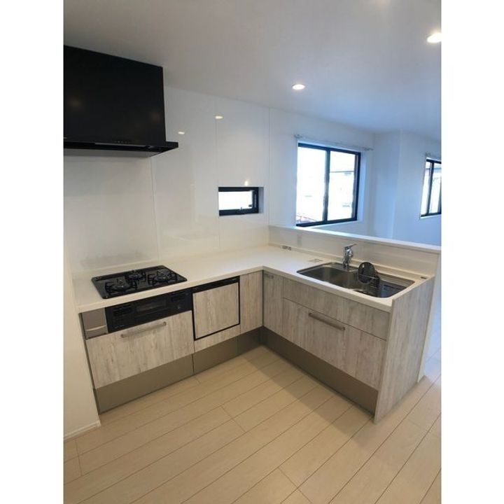 埼玉県さいたま市緑区東浦和6(一戸建)の賃貸物件のキッチン