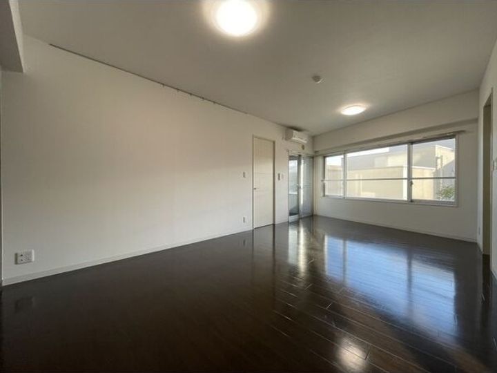 愛知県名古屋市千種区御棚町2(マンション)の賃貸物件の居間