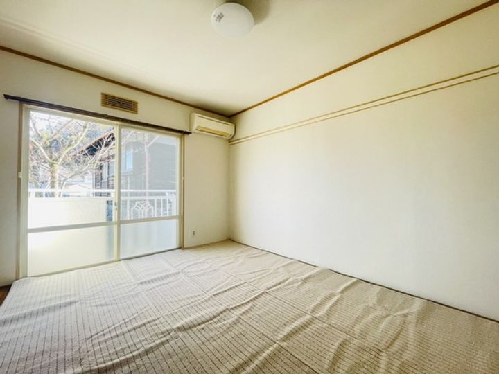 サンシティー鳥井原の居間