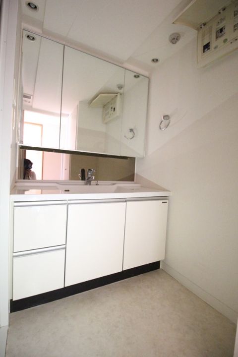 ウェルリバービュー天神の内装