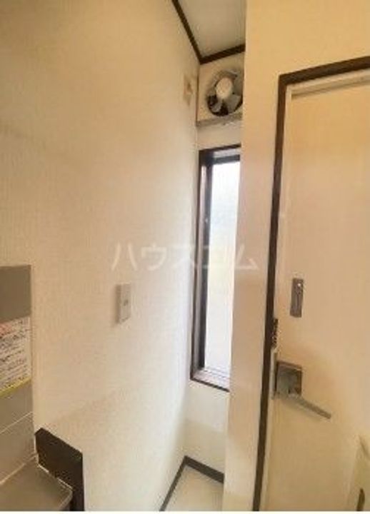 ソーラーハイムの玄関