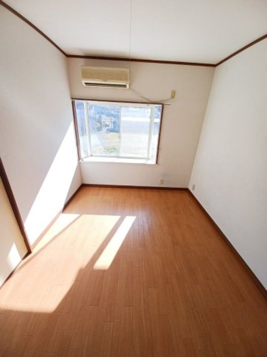 クレイドル青山の居間