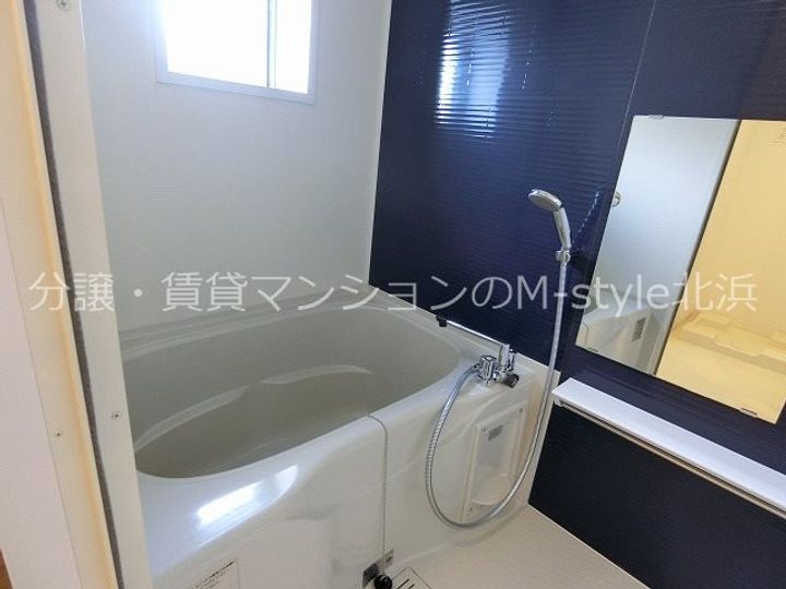 ファーストフィオーレ本町イーストIIの風呂