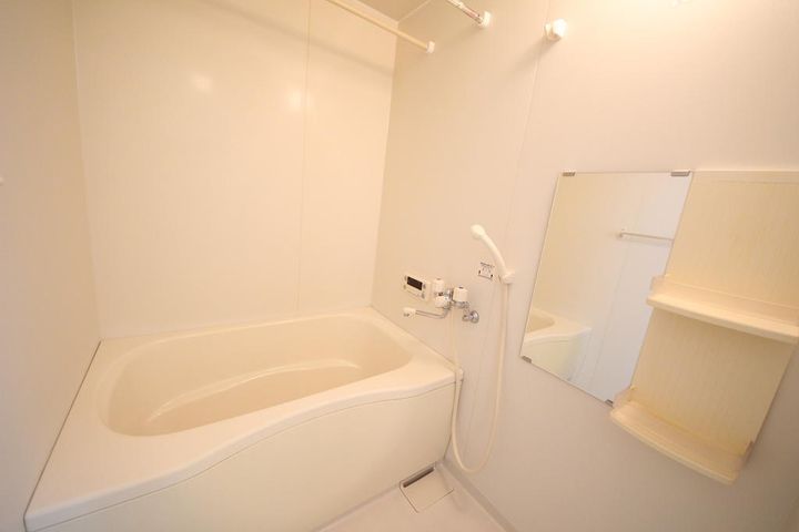 ル・シェルNの風呂