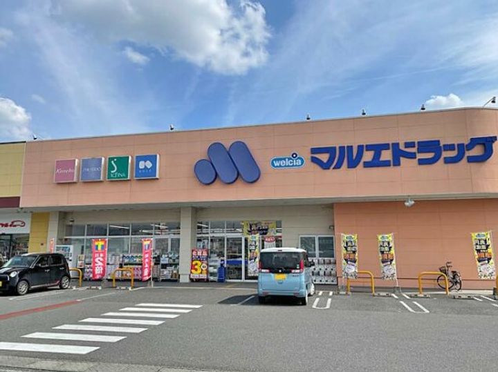 ル・シェルNの周辺