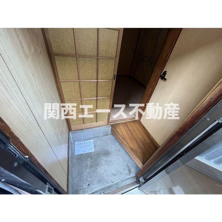 大阪府門真市岸和田1(一戸建)の賃貸物件の玄関