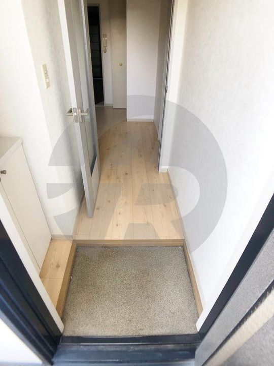 フラッツTの玄関