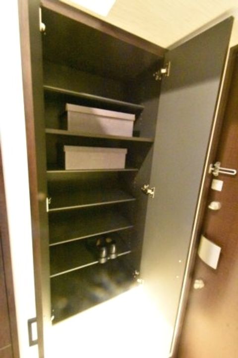 プレジオ緑地公園の内装