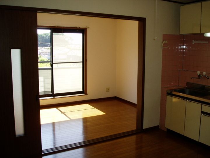 メゾンド岡田の居間