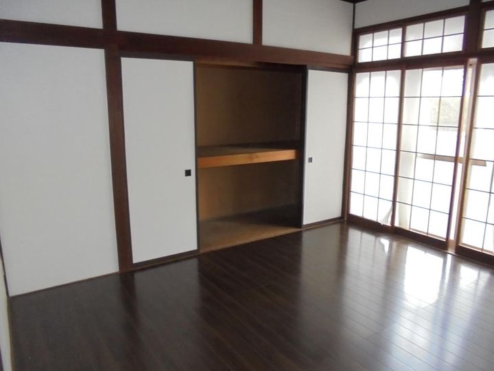 岩手県盛岡市緑が丘4(一戸建)の賃貸物件の居間