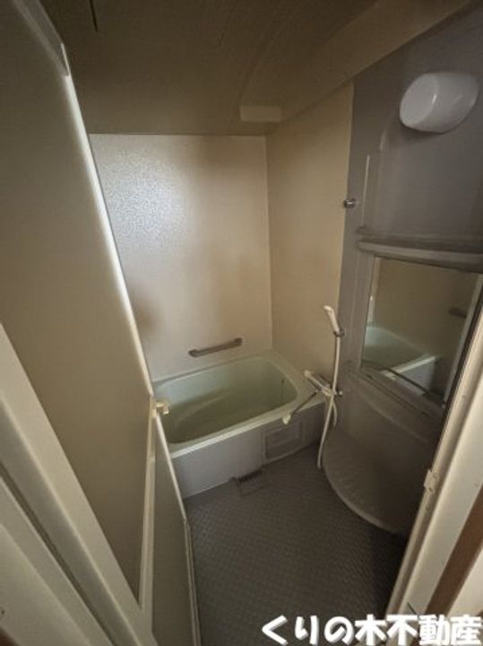 ハイツin日高の風呂