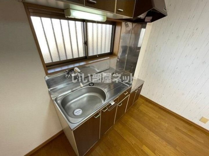 群馬県伊勢崎市豊城町(アパート)の賃貸物件のキッチン