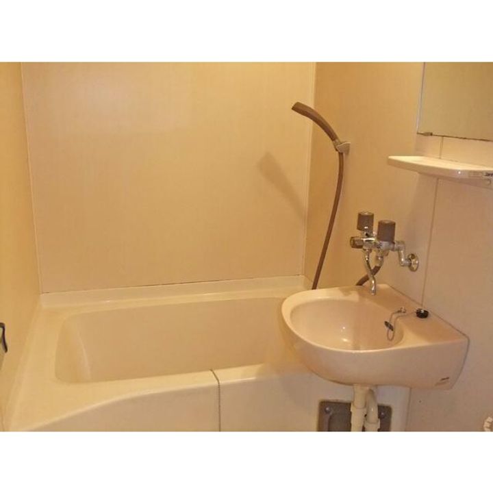 神奈川県小田原市栄町2(アパート)の賃貸物件の風呂