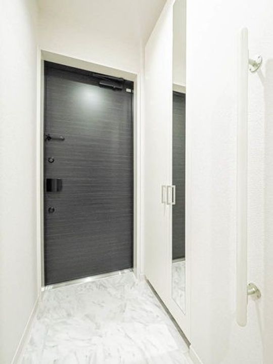 エクセレントガーデンヒルズの玄関
