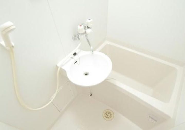レオパレスピュアハイツ江木の風呂
