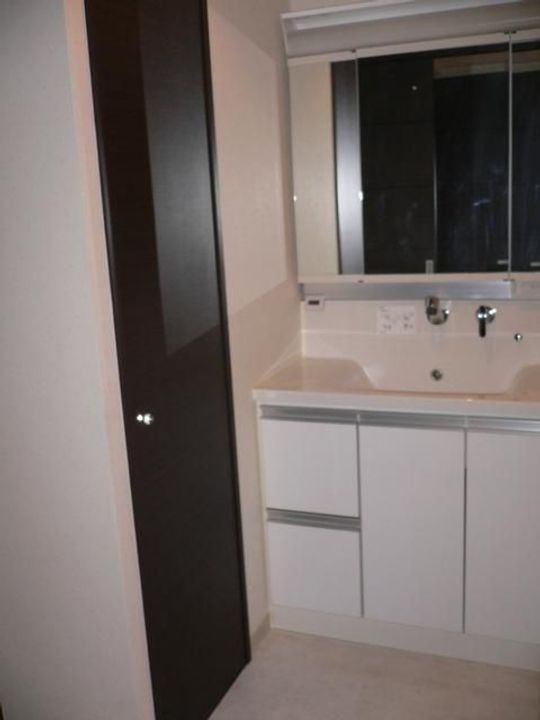 クール・ドゥ・サンセールの内装