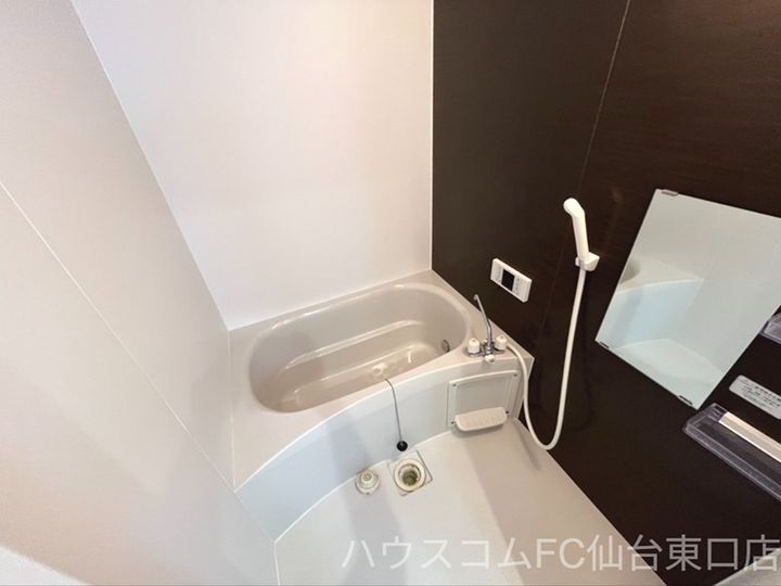 ブランニューI番館の風呂