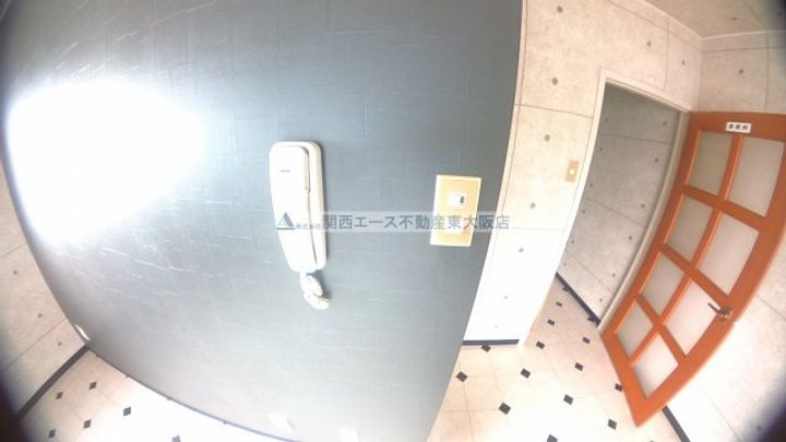 レインボーエムの内装