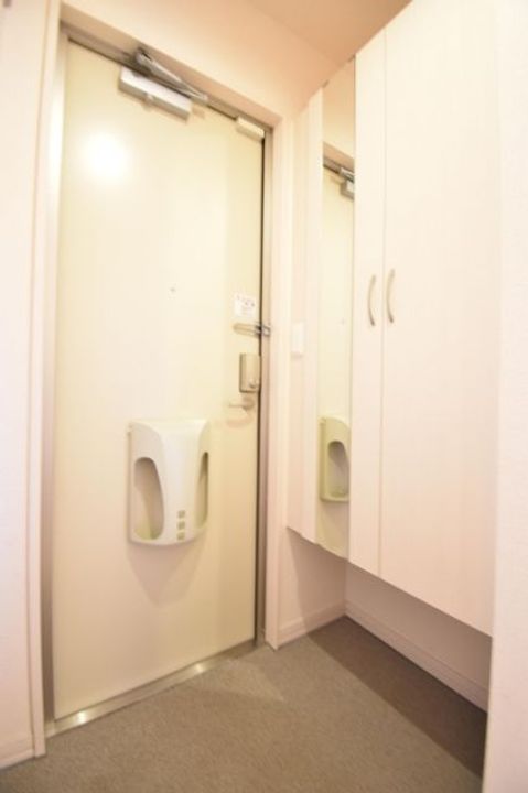 新潟県新潟市中央区親松(アパート)の賃貸物件の玄関