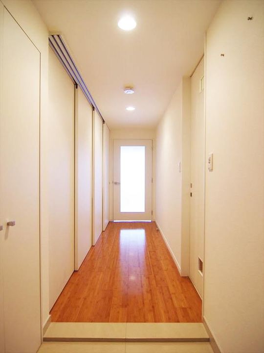 リングローブの玄関